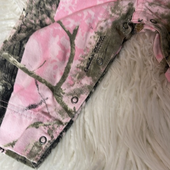 Cabela’s 3 Month Old Infant Pink Camouflage Overalls - Picture 5 of 11